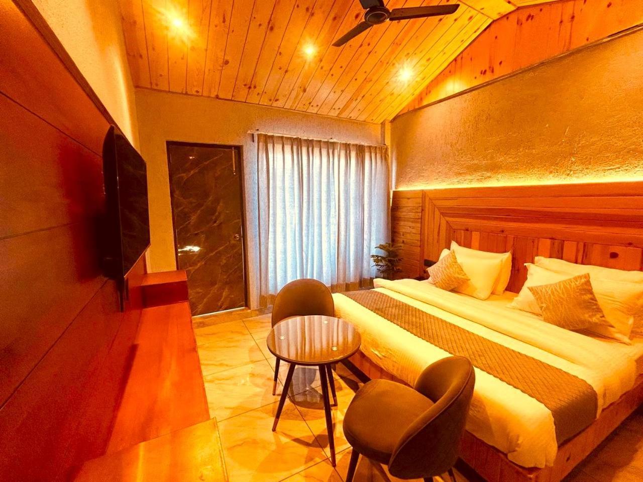 Living On The Edge A Luxury Stay Mussoorie Zewnętrze zdjęcie