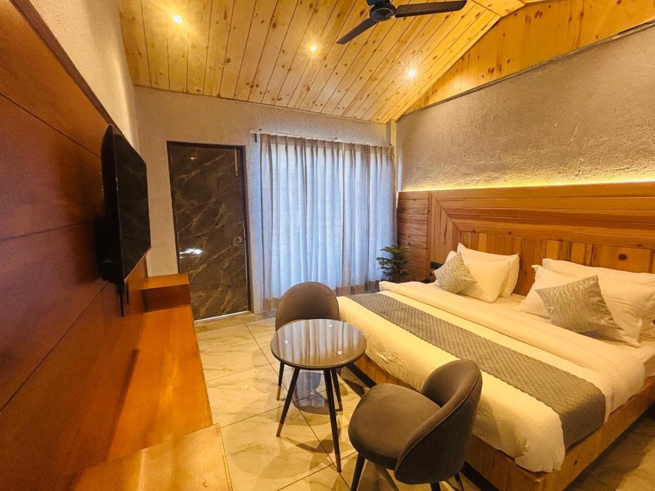 Living On The Edge A Luxury Stay Mussoorie Zewnętrze zdjęcie