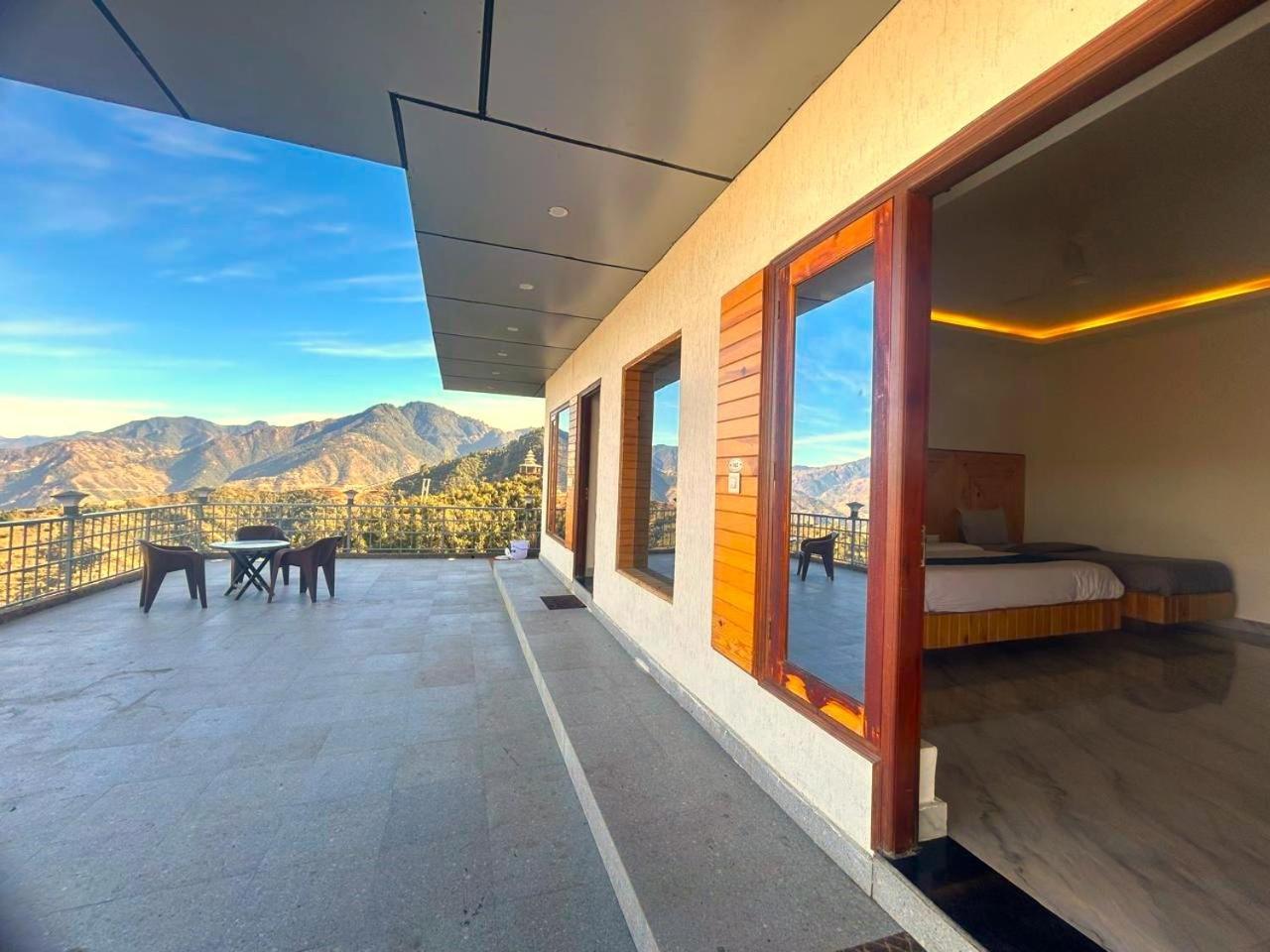 Living On The Edge A Luxury Stay Mussoorie Zewnętrze zdjęcie