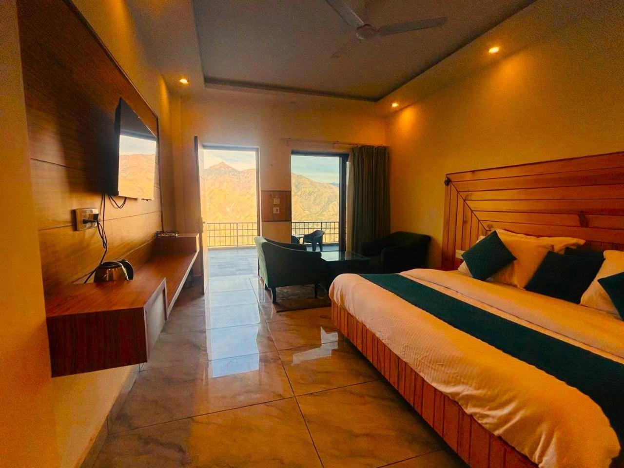 Living On The Edge A Luxury Stay Mussoorie Zewnętrze zdjęcie