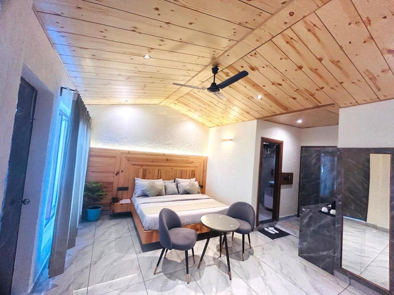 Living On The Edge A Luxury Stay Mussoorie Zewnętrze zdjęcie