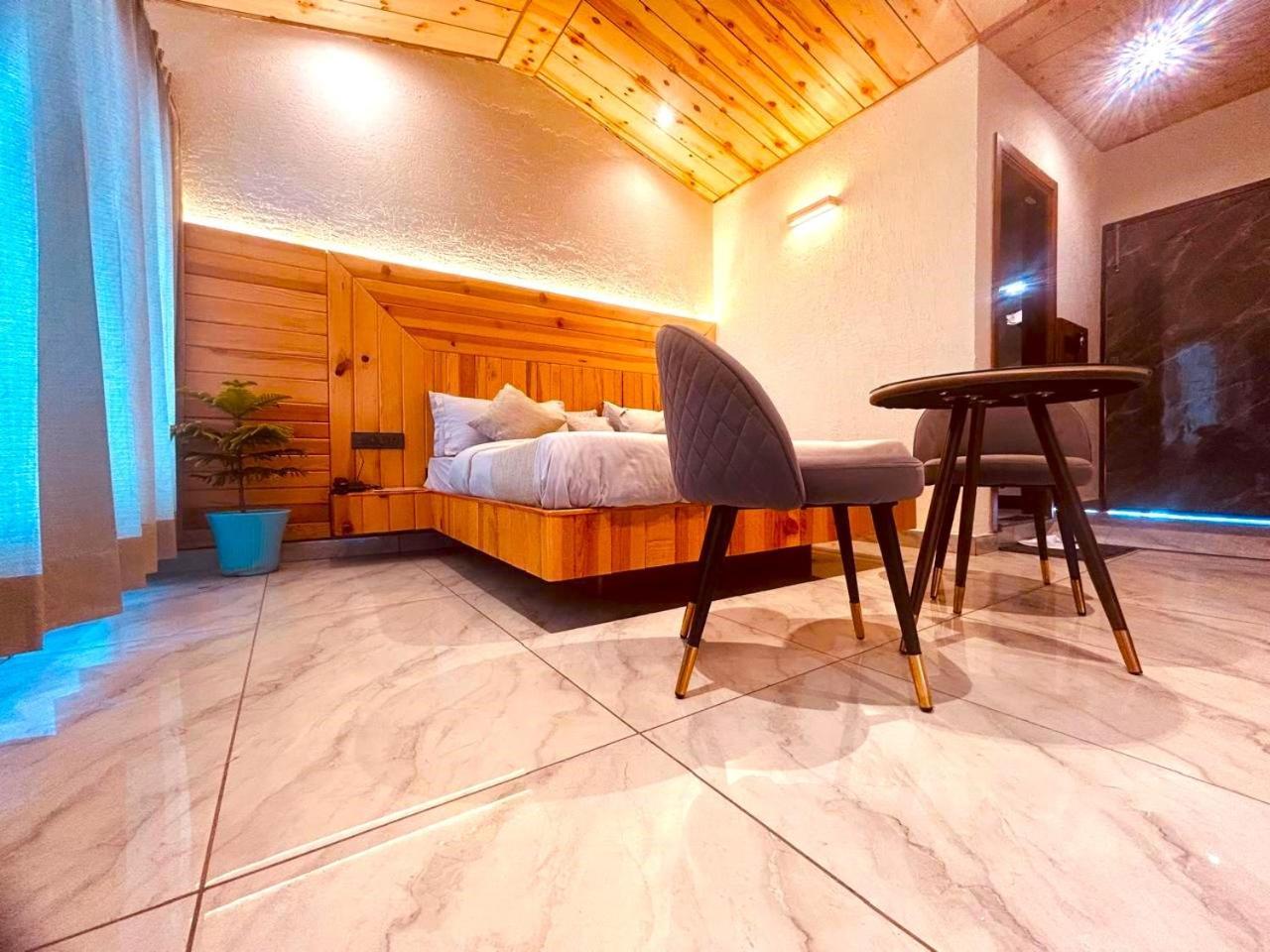Living On The Edge A Luxury Stay Mussoorie Zewnętrze zdjęcie