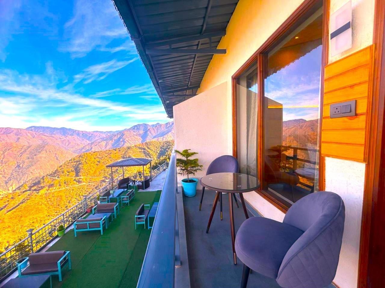 Living On The Edge A Luxury Stay Mussoorie Zewnętrze zdjęcie